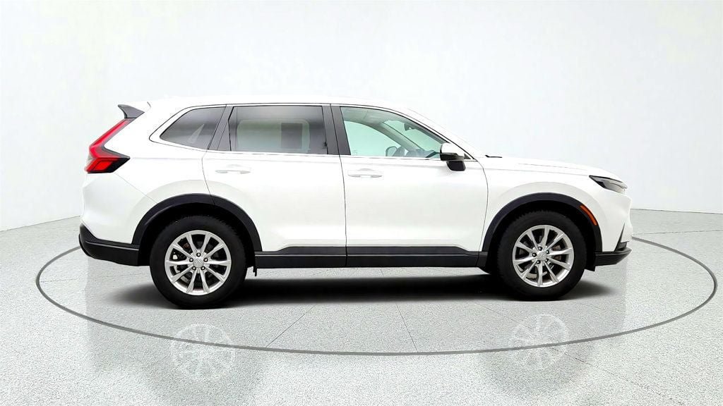 Used 2025 Honda CR-V EX image 4