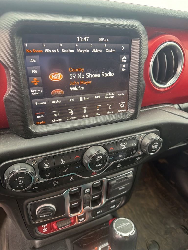 Used 2021 Jeep Gladiator Rubicon AWD/4WD image 10