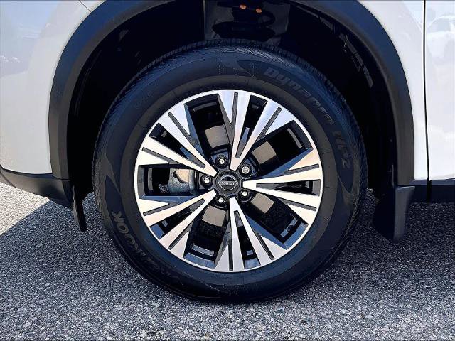 Certified 2023 Nissan Rogue SV AWD/4WD image 7