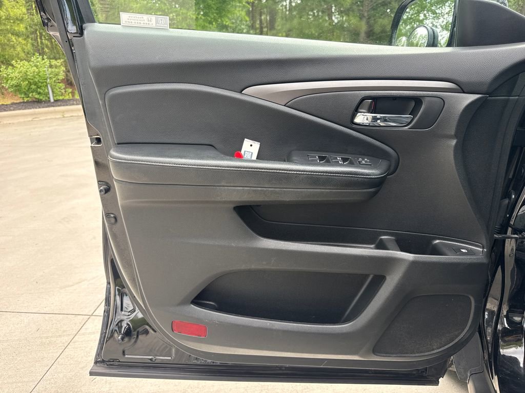 Used 2019 Honda Ridgeline Sport image 13