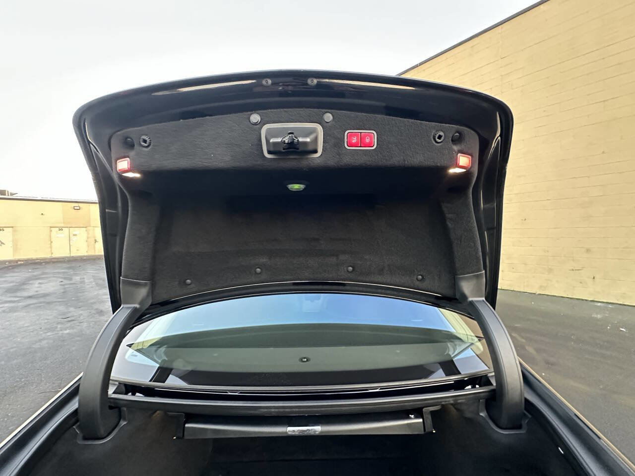 Used 2018 Mercedes-Benz S 560 Sedan image 34