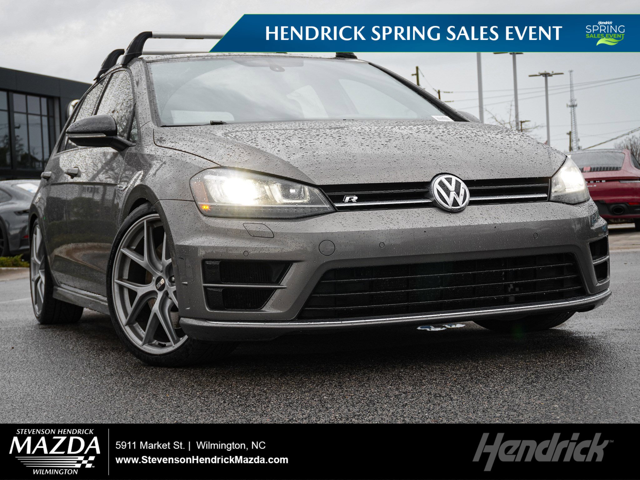 Used 2015 Volkswagen Golf R 4-Door image 1