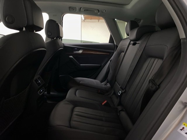 Used 2023 Audi Q5 2.0T Premium w/ Convenience Package image 19