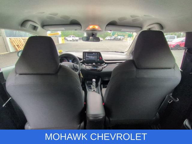 Used 2021 Toyota C-HR LE FWD image 19