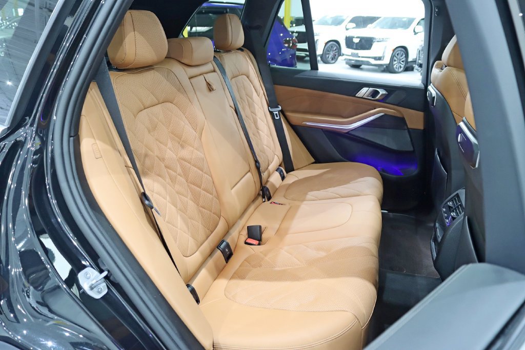 Used 2024 BMW X5 xDrive40i w/ Premium Package AWD/4WD image 29