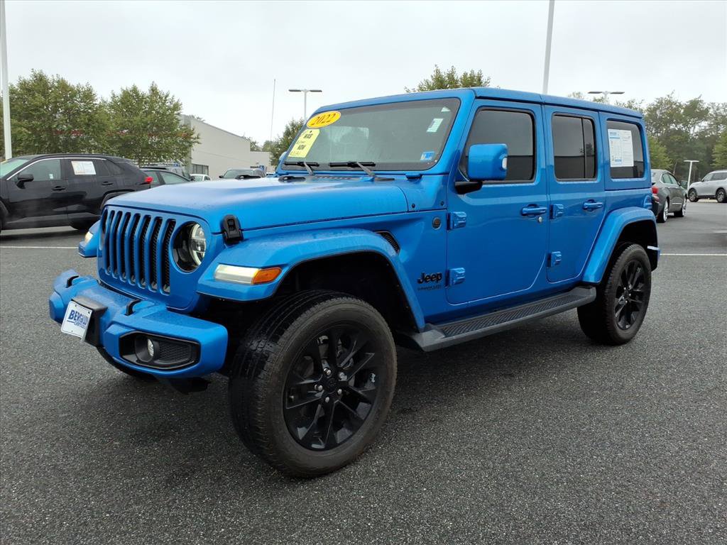 Used 2022 Jeep Wrangler Unlimited Sahara AWD/4WD image 16