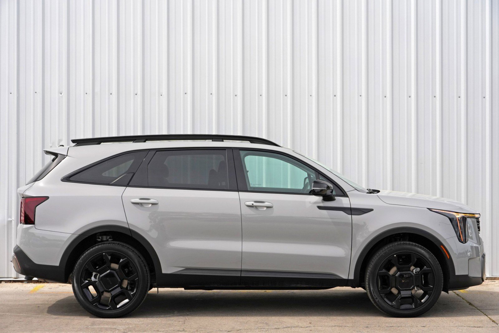 Used 2025 Kia Sorento X-Line EX AWD/4WD image 54