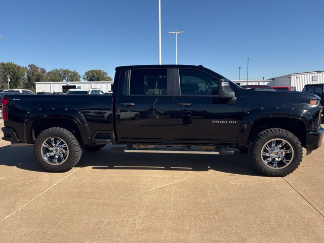 Used 2021 Chevrolet Silverado 2500 Custom w/ Custom Value Package AWD/4WD image 2