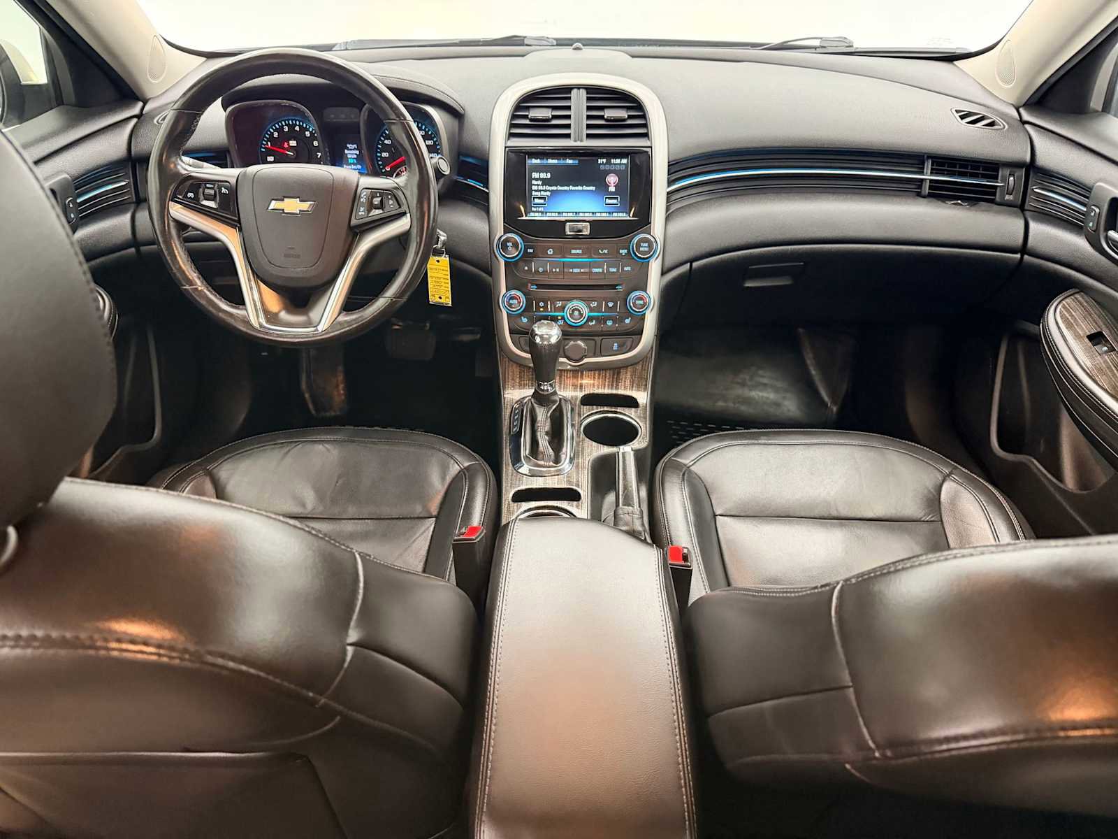 Used 2016 Chevrolet Malibu LTZ image 16