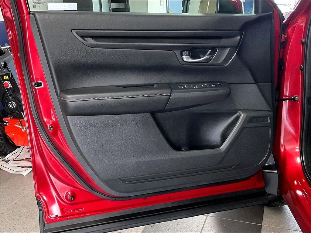Used 2026 Honda CR-V LX image 9