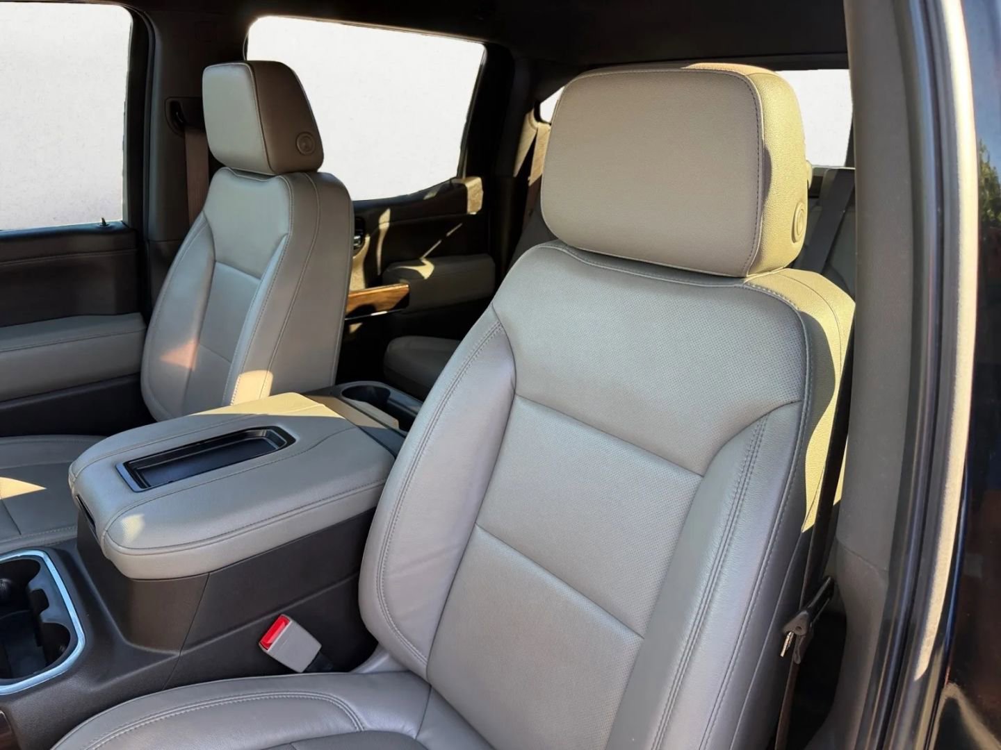 Used 2019 GMC Sierra 1500 SLT image 17