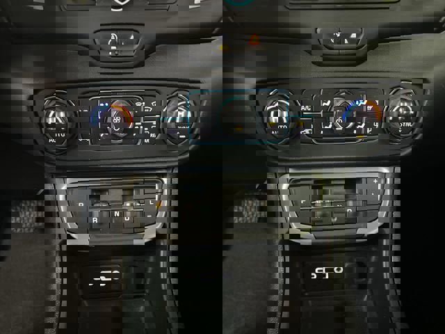 Certified 2024 GMC Terrain SLE w/ Driver Convenience Package image 17