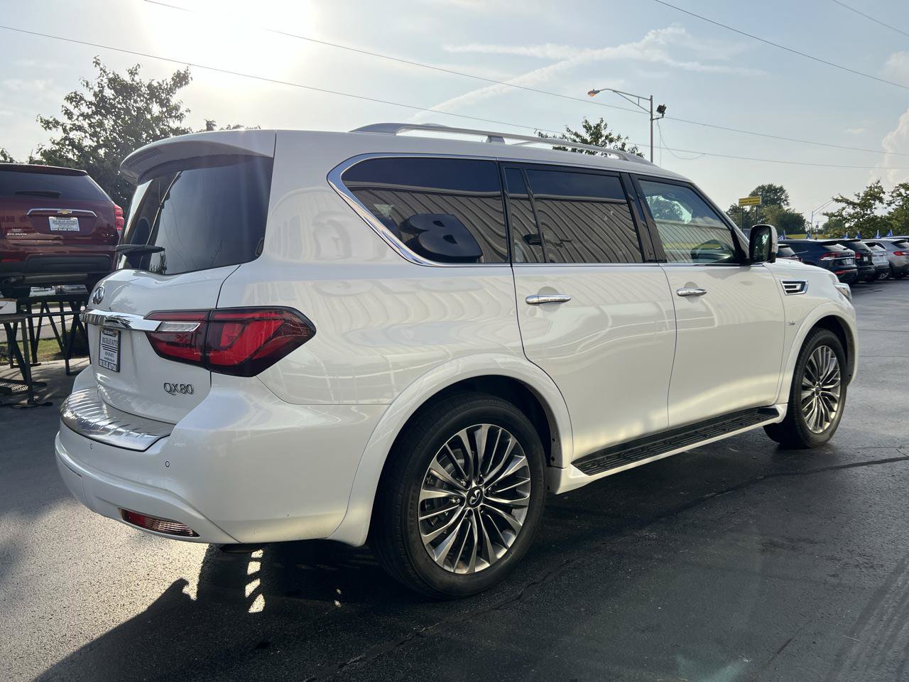 Used 2019 INFINITI QX80 Luxe w/ 22" Wheel Package AWD/4WD image 6