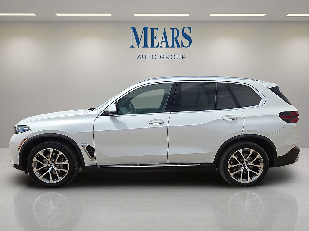 Used 2024 BMW X5 sDrive40i RWD image 2