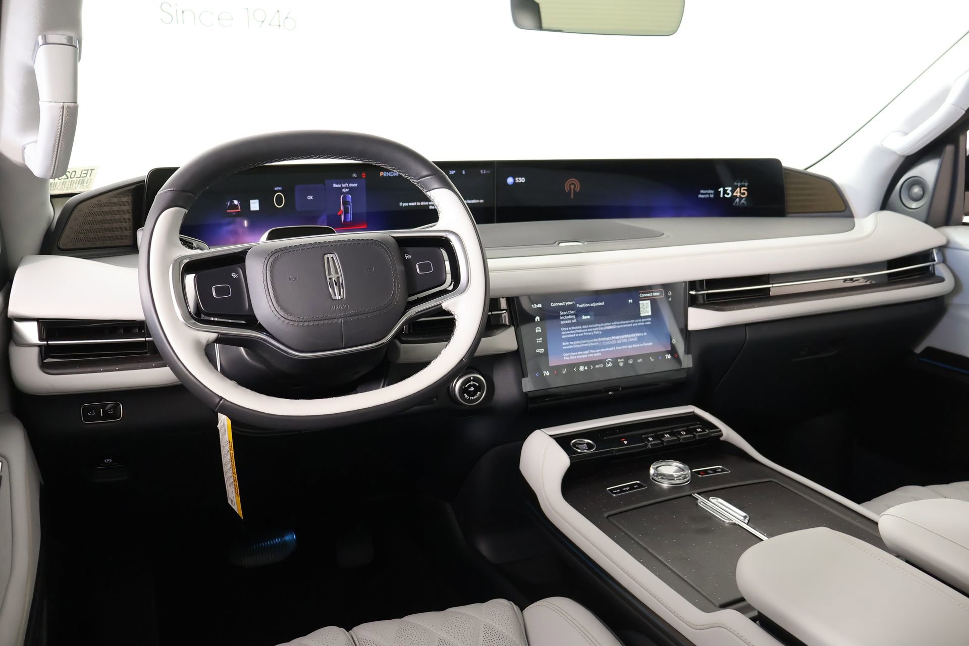 New 2026 Lincoln Navigator Black Label image 2