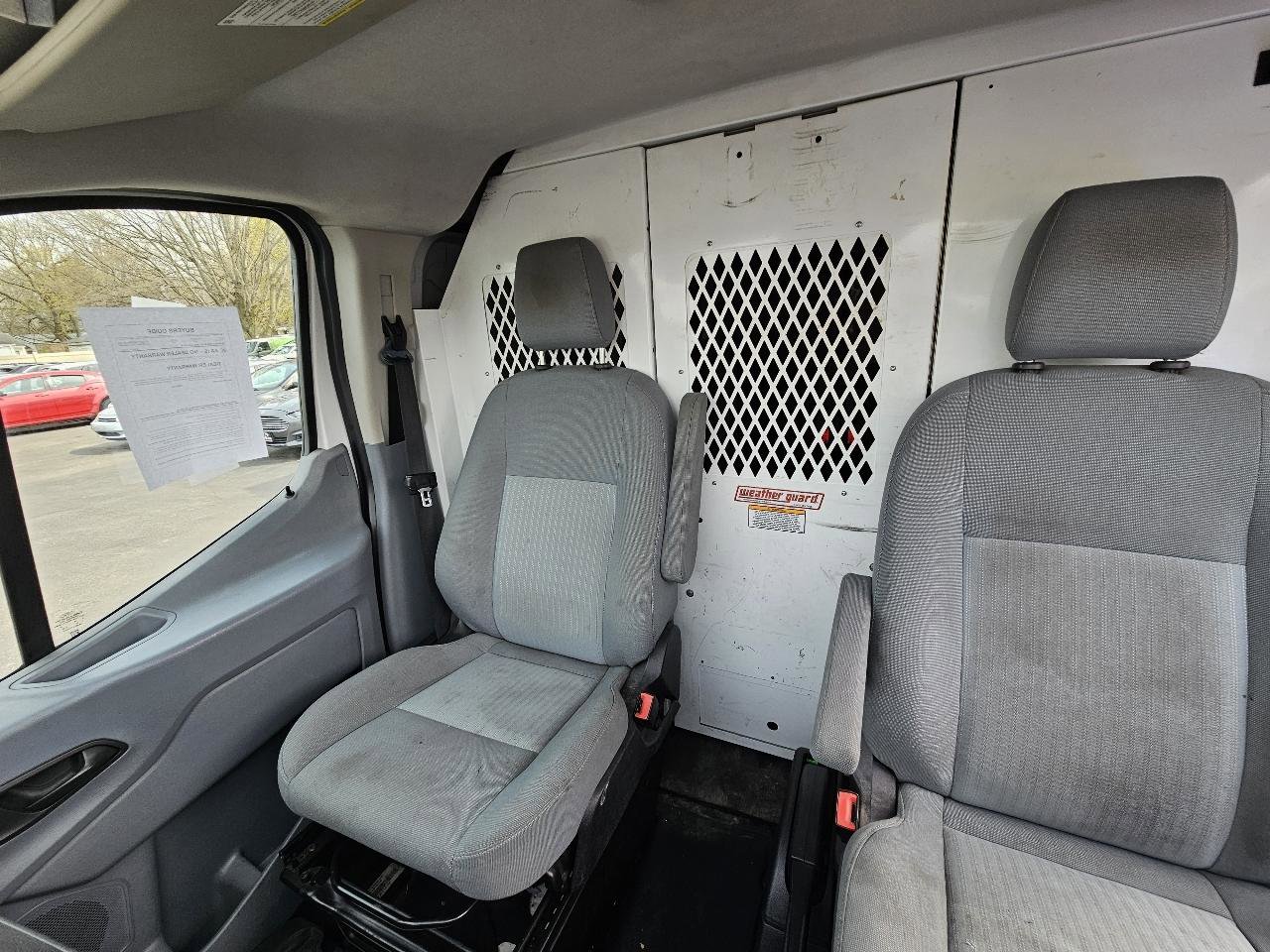 Used 2015 Ford Transit 250 130 Low Roof RWD image 24