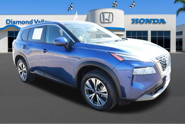 Used 2023 Nissan Rogue SV FWD image 1