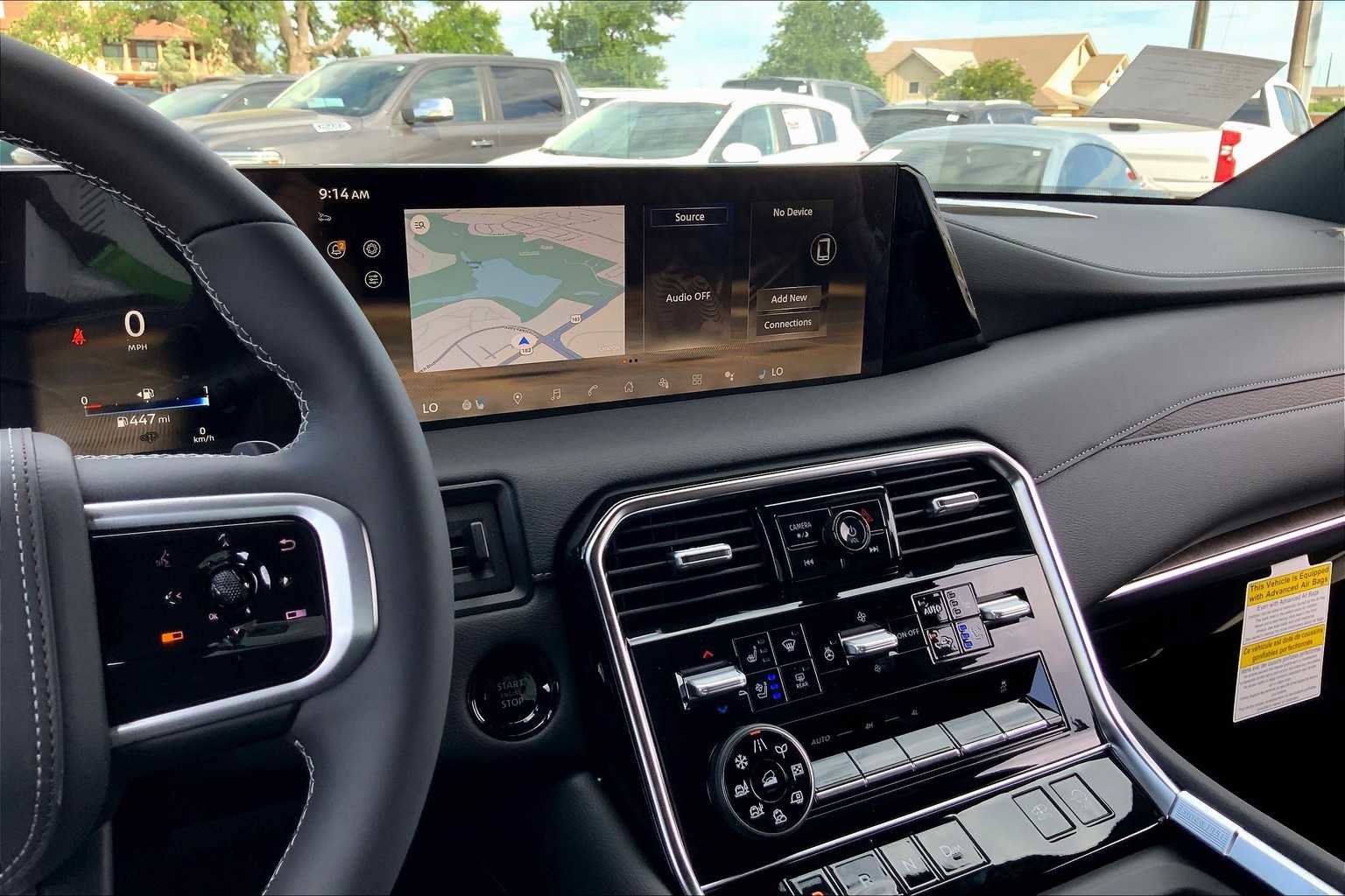 New 2025 Nissan Armada Platinum Reserve image 6