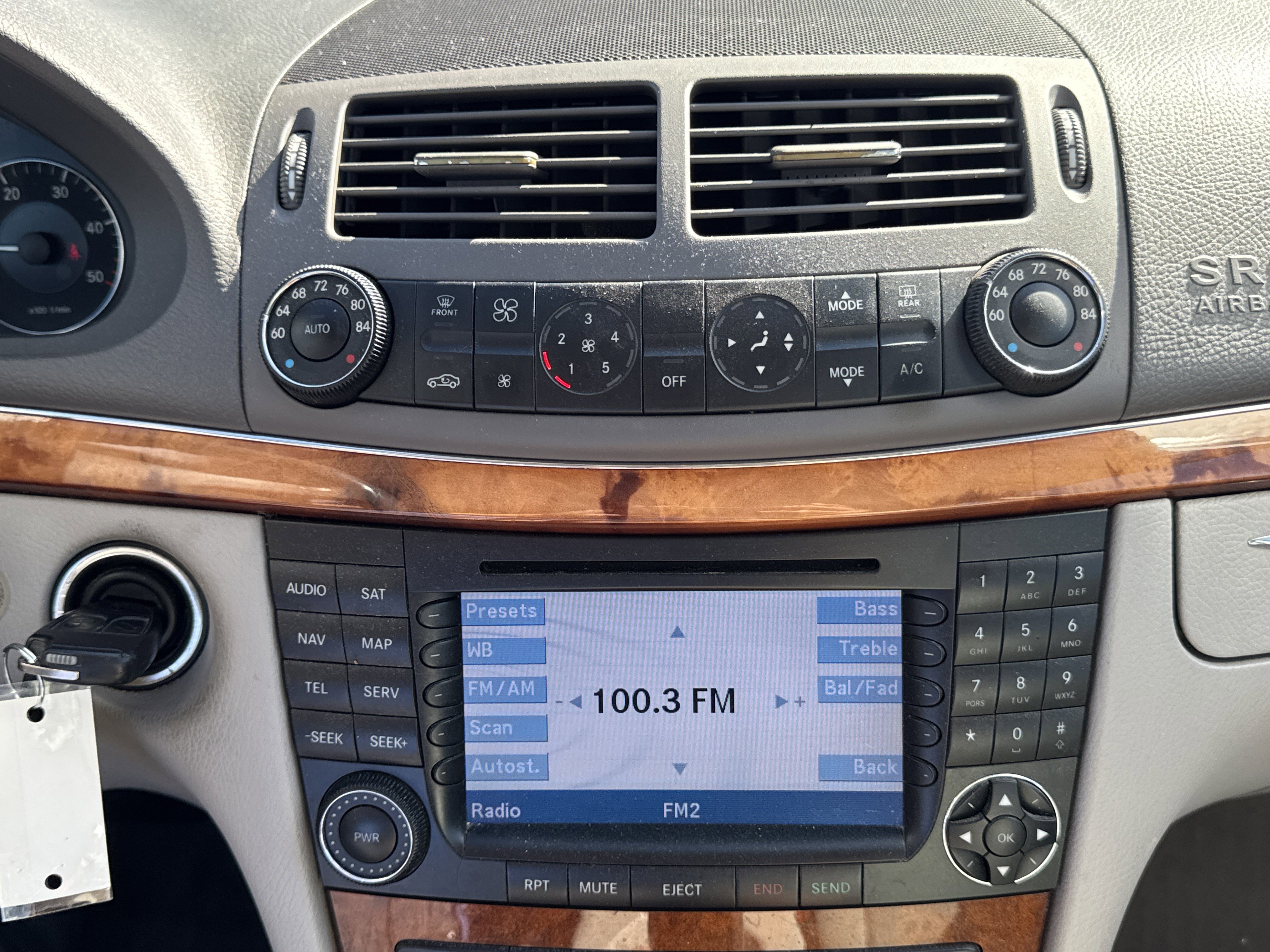 Used 2006 Mercedes-Benz E 320 CDI Sedan image 17