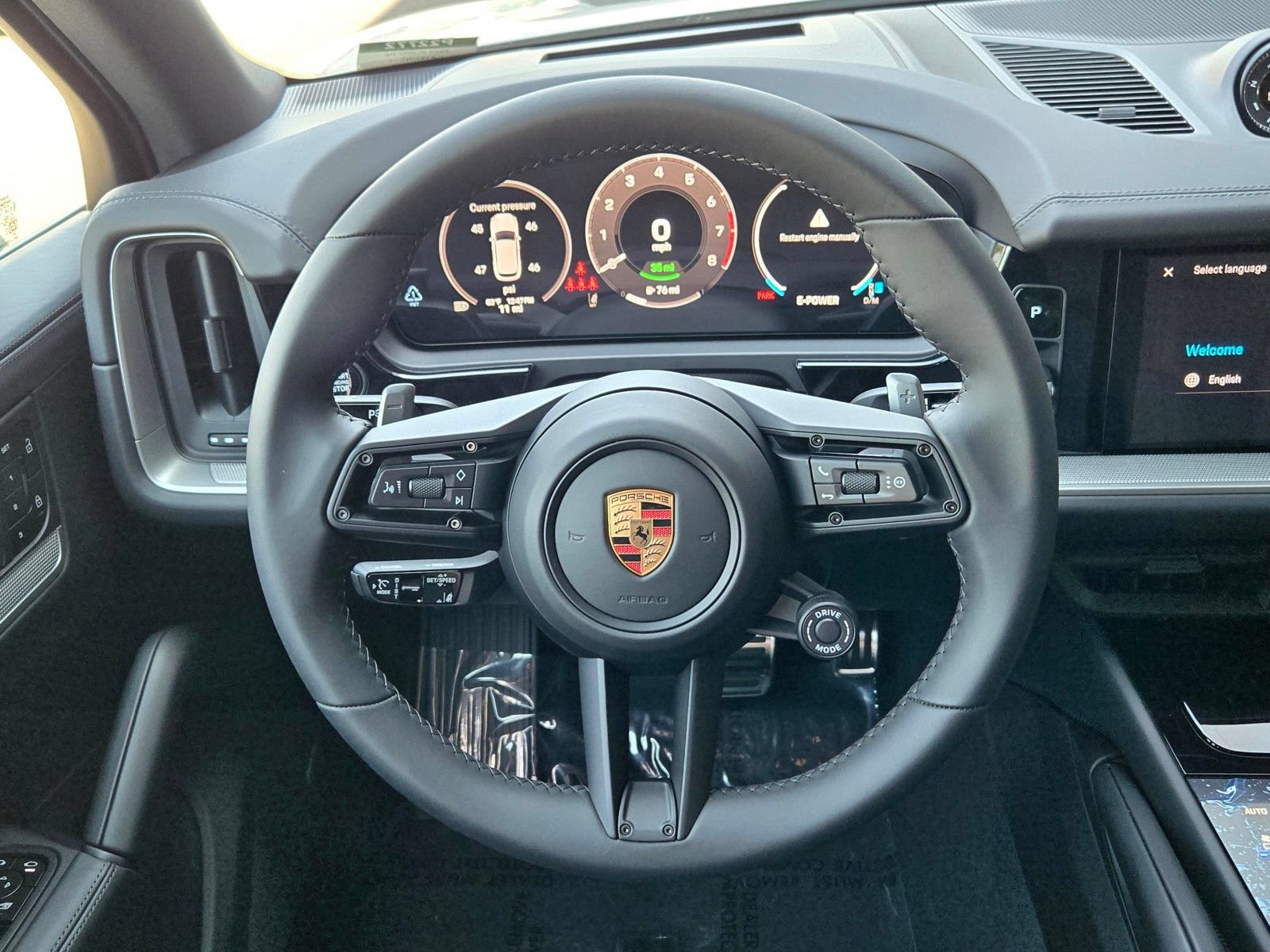 New 2025 Porsche Cayenne S AWD/4WD image 15