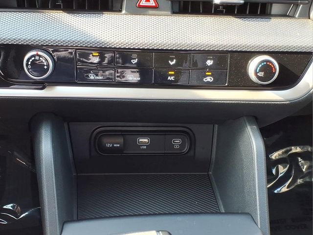 Used 2025 Kia Sportage LX AWD/4WD image 20
