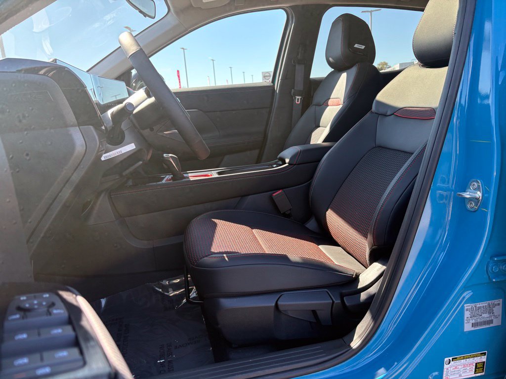 New 2027 Nissan Kicks SR w/ SR Premium Package AWD/4WD image 22