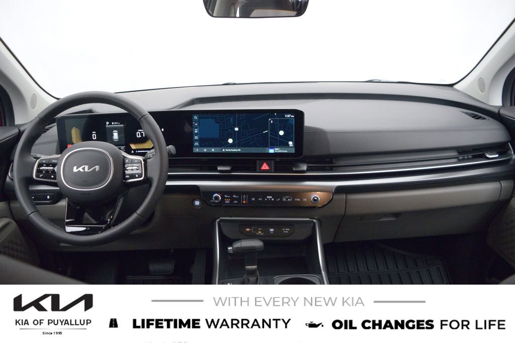 New 2026 Kia Carnival FWD image 17