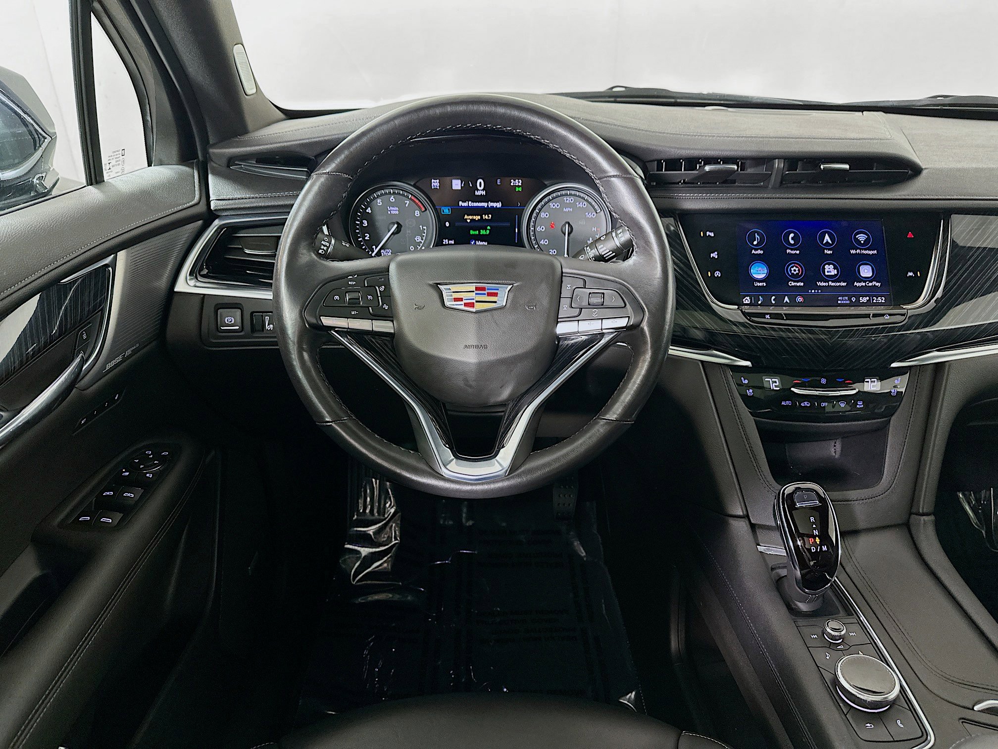 Used 2022 Cadillac XT6 Premium Luxury w/ Technology Package image 23