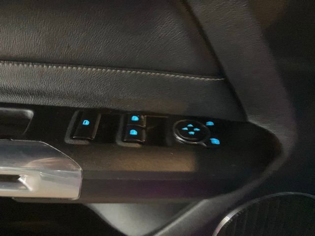 Used 2019 Ford Mustang Premium image 18