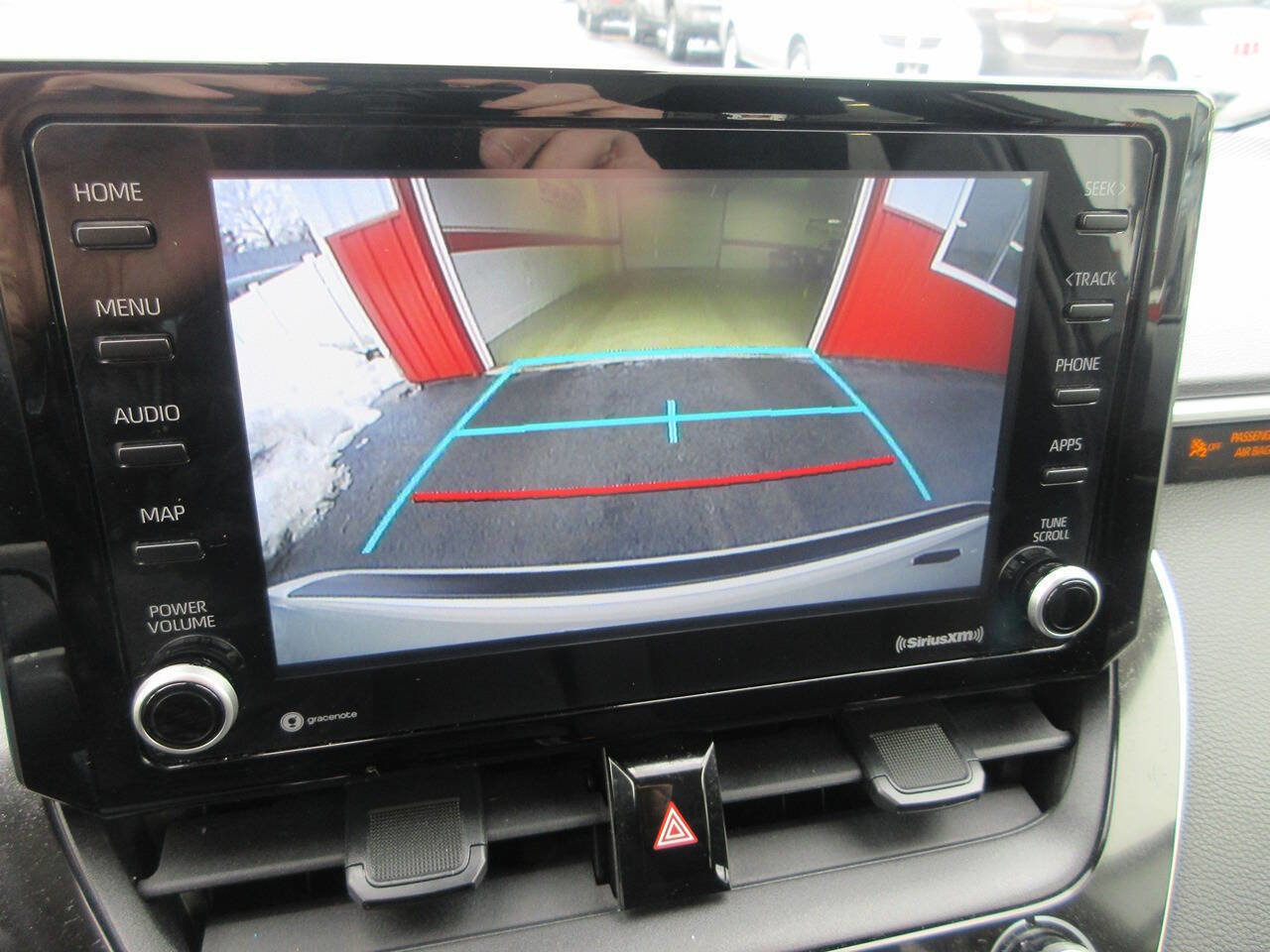 Used 2022 Toyota Corolla LE FWD image 21