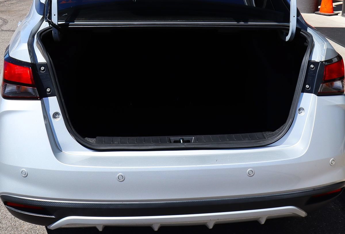 Used 2021 Nissan Versa SV FWD image 24