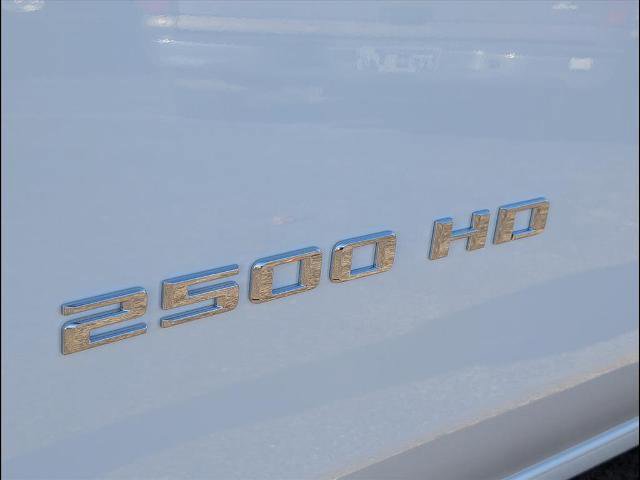 New 2026 Chevrolet Silverado 2500 LT image 15