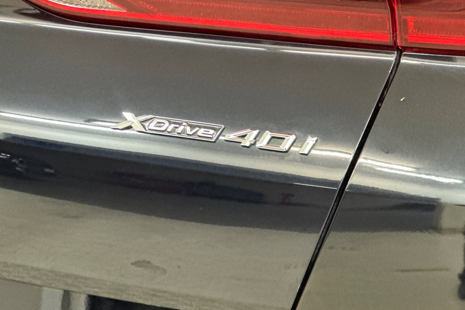 Certified 2024 BMW X6 xDrive40i w/ Premium Package image 19