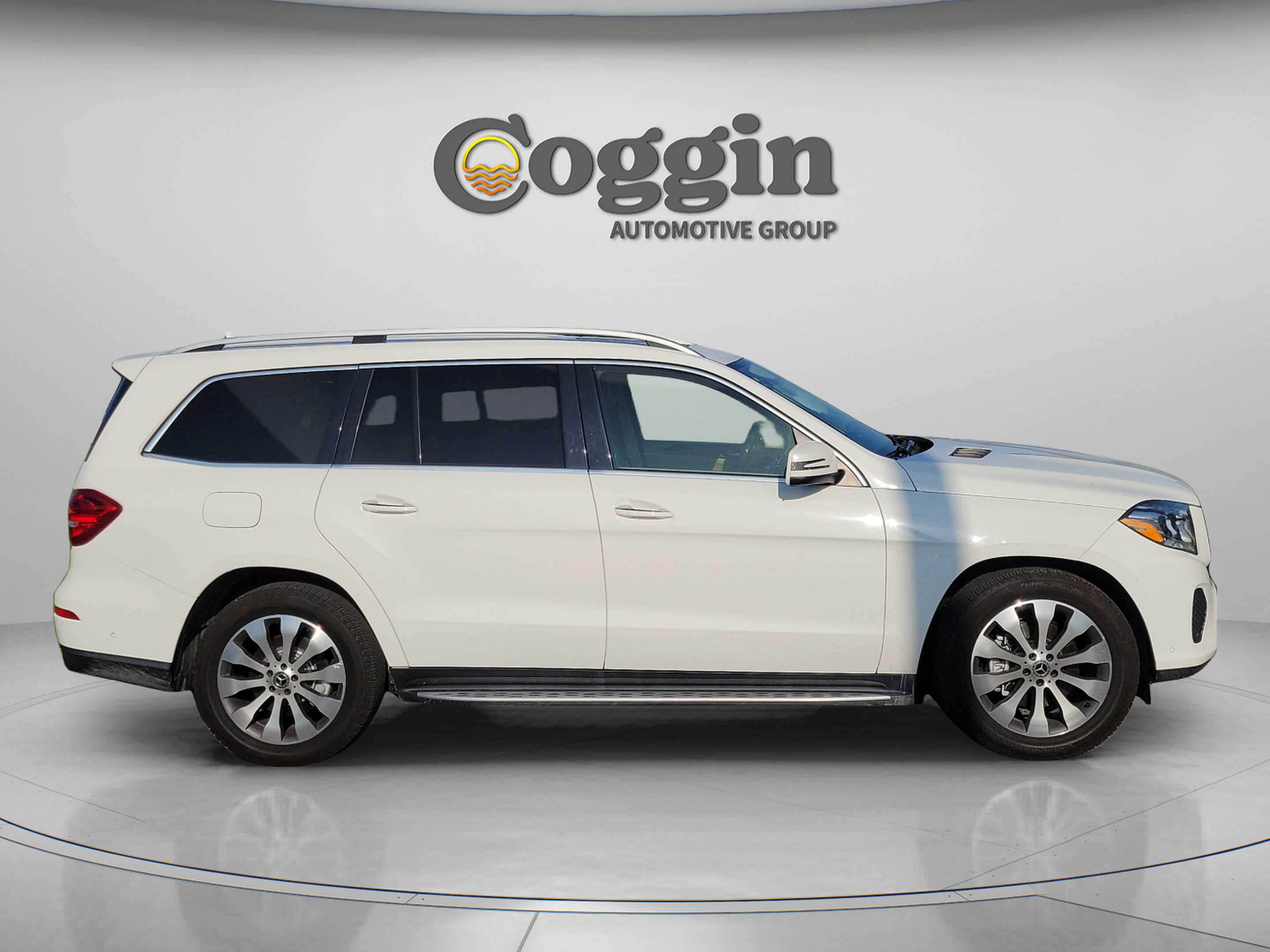 Used 2017 Mercedes-Benz GLS 450 4MATIC w/ Premium Package image 6