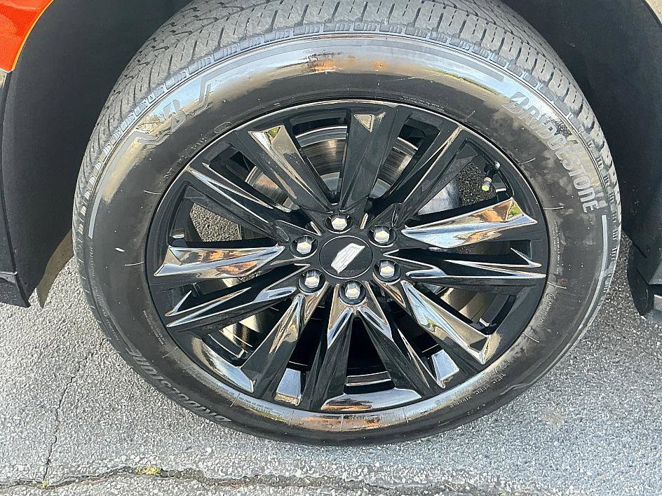 Used 2023 Cadillac Escalade ESV Sport image 7