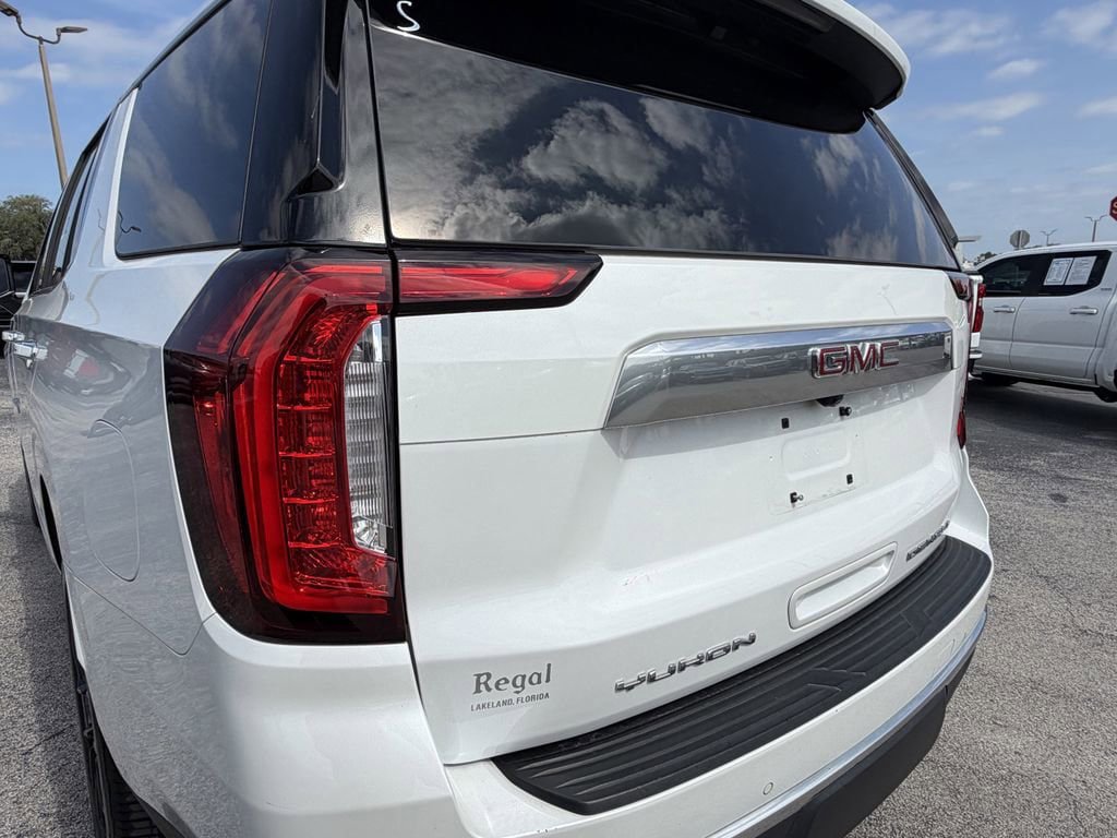 Certified 2023 GMC Yukon Denali w/ LPO, Floor Liner Package AWD/4WD image 11
