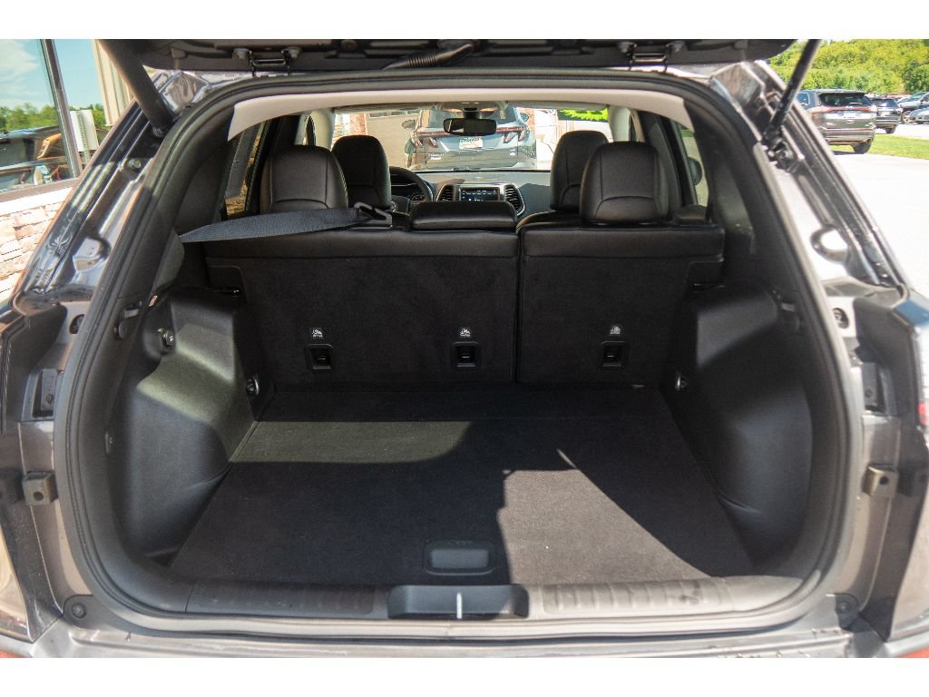 Used 2022 Jeep Cherokee Latitude Lux AWD/4WD image 29