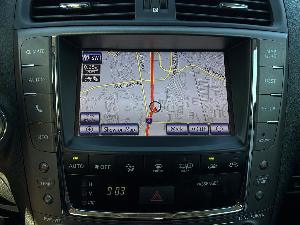 Used 2014 Lexus IS 250C w/ Luxury Package RWD image 21