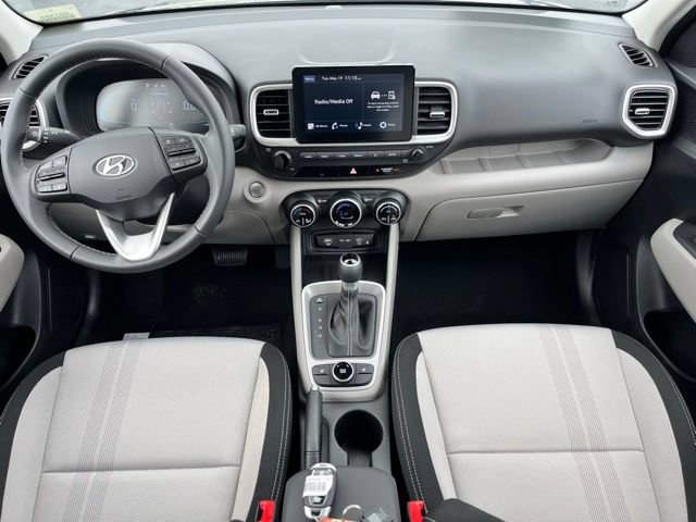 New 2026 Hyundai Venue SEL FWD image 9