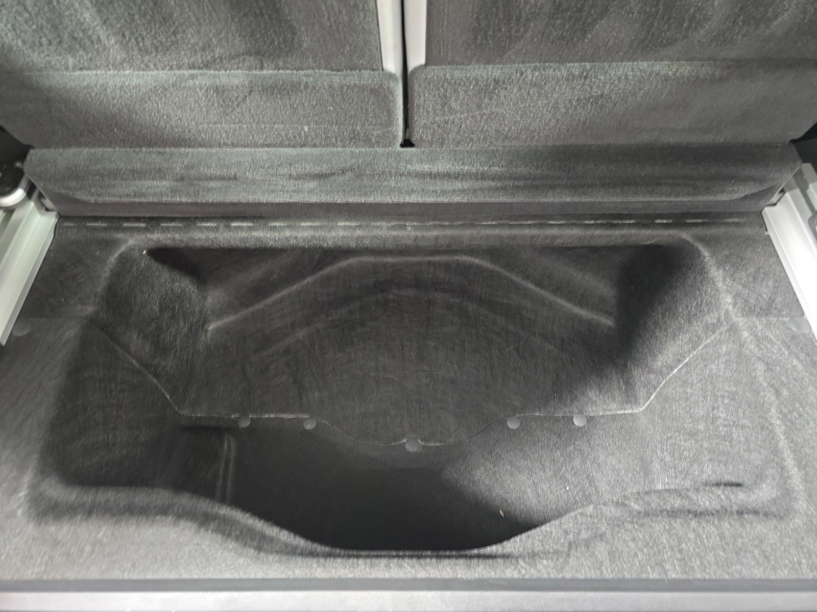 Used 2024 Rivian R1S Adventure AWD/4WD image 26