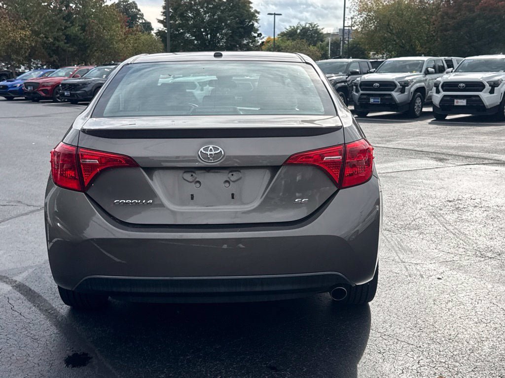 Certified 2017 Toyota Corolla SE w/ SE Premium Package FWD image 7