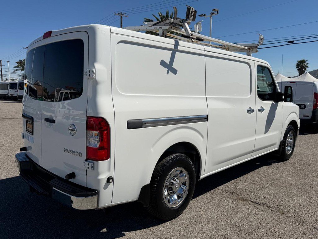 Used 2019 Nissan NV 3500 SL w/ Back Door Glass Package image 6