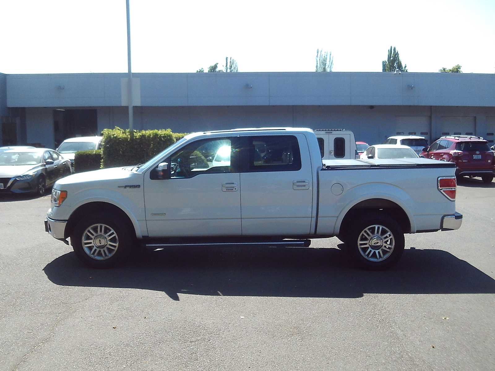 Used 2014 Ford F150 Lariat w/ Equipment Group 501A Mid AWD/4WD image 2
