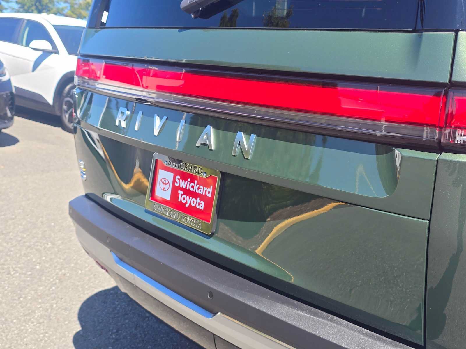 Used 2024 Rivian R1S Adventure Quad AWD/4WD image 13