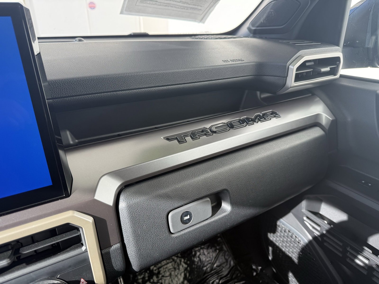 Used 2024 Toyota Tacoma TRD Off-Road w/ TRD Off Road Premium Package image 20