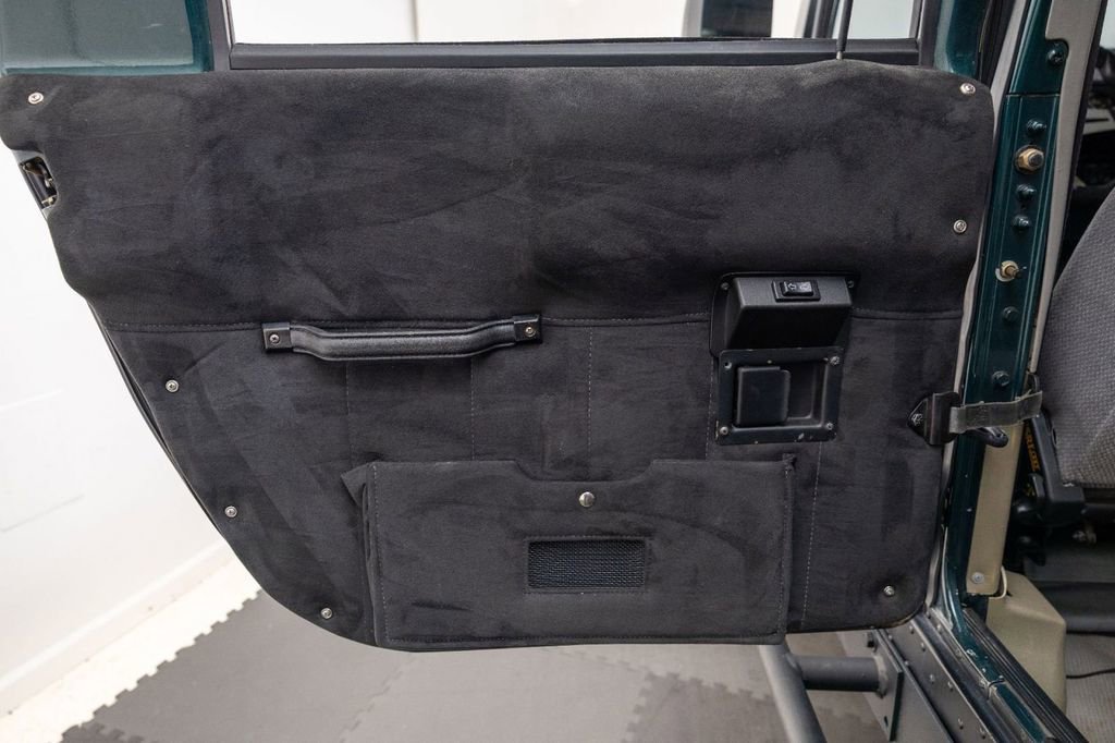 Used 1996 HUMMER H1 Hard Top image 23