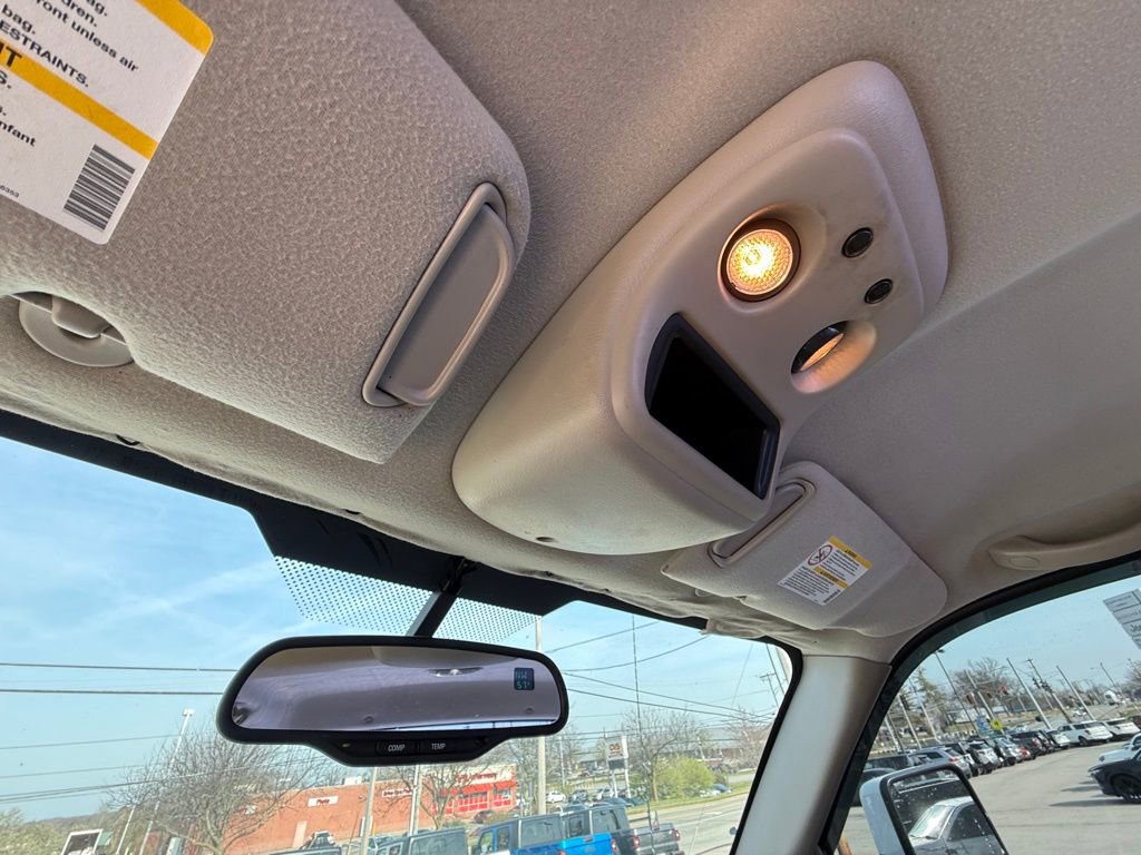 Used 2004 Chevrolet Silverado 2500 LS w/ Skid Plate Package AWD/4WD image 20