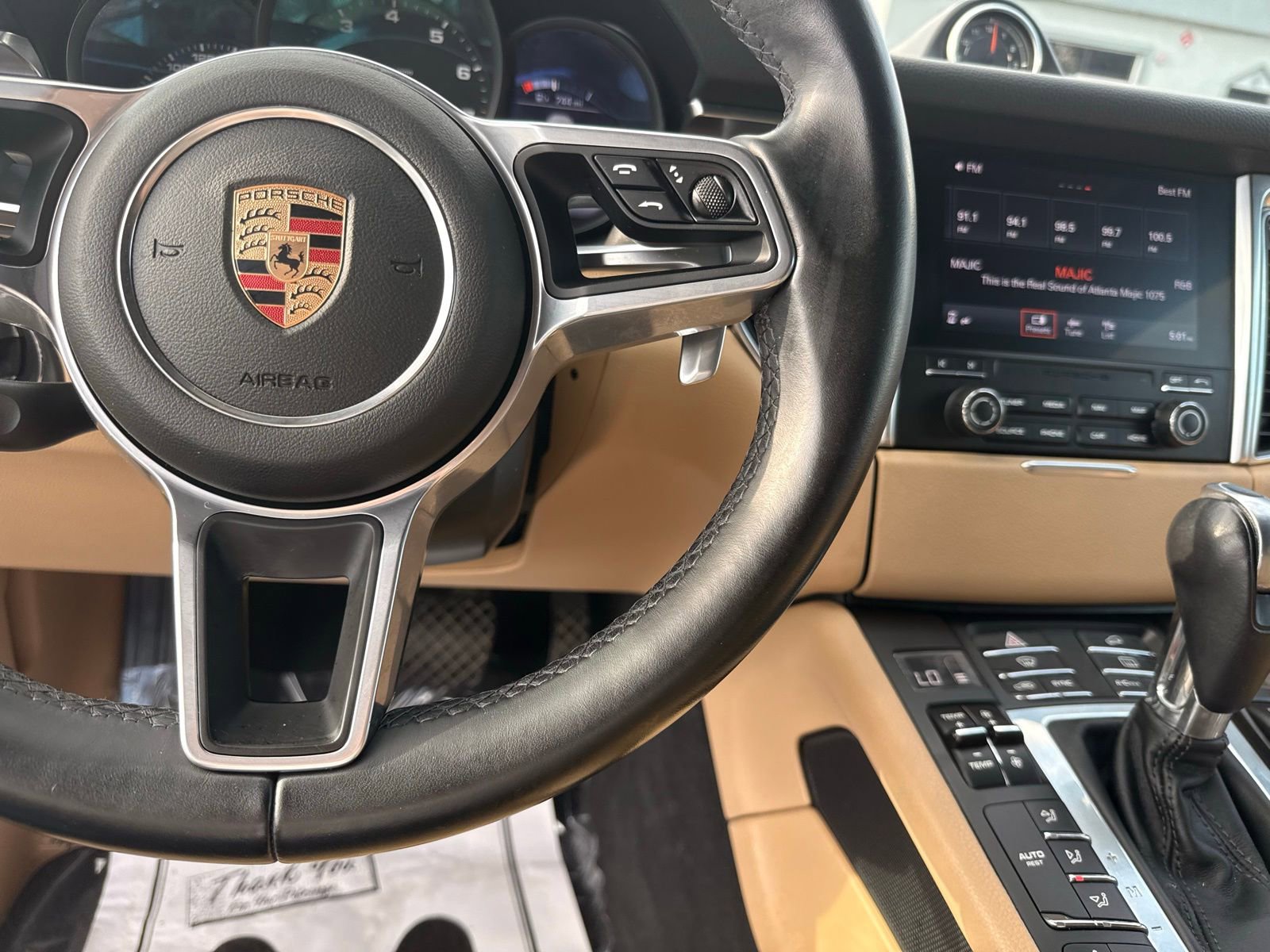 Used 2018 Porsche Macan image 17