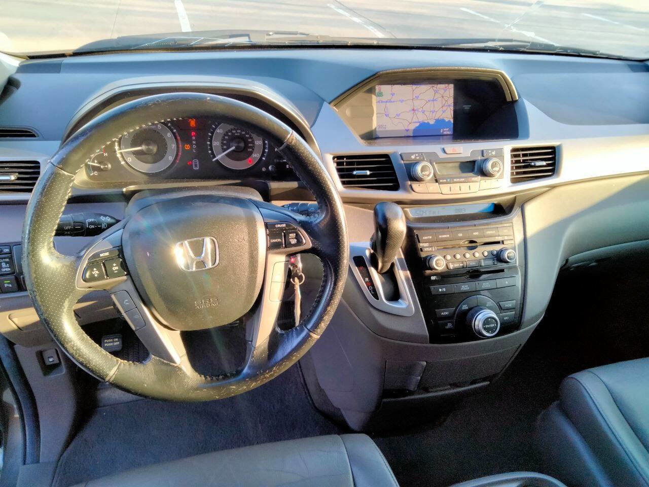 Used 2011 Honda Odyssey Touring image 12