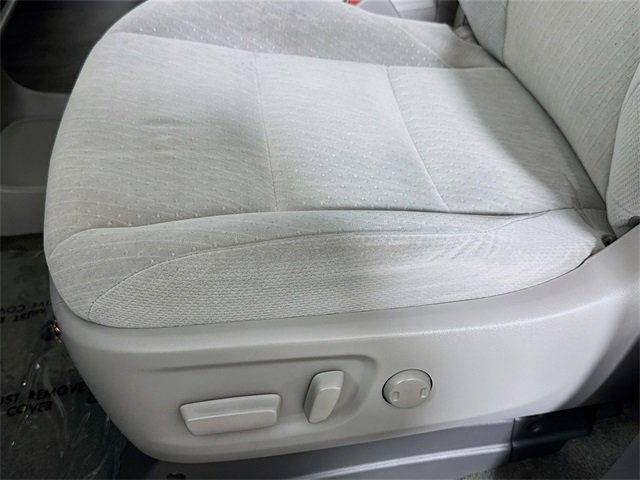 Used 2016 Toyota Sienna LE image 15